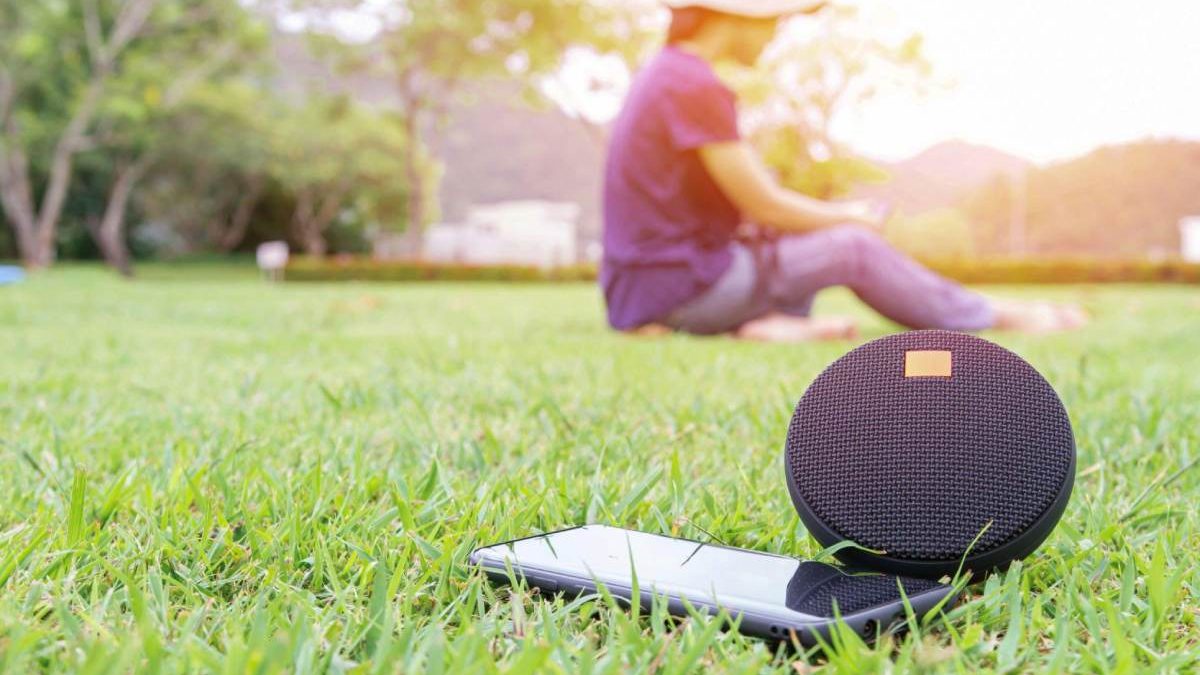 Outdoor Bluetooth Speakers – 4 Best Outdoor Bluetooth Speakers