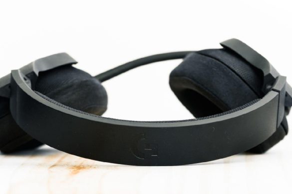 Logitech G933 Wireless Gaming Headset