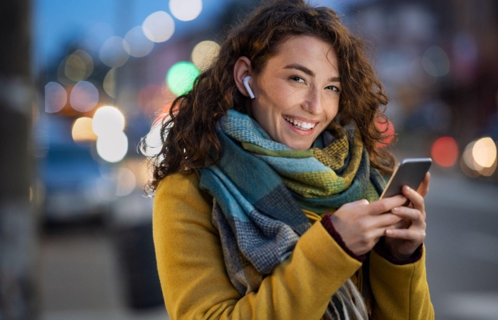 Up To 8 Hours Of Battery Life Are Provided By The Wireless Earbuds Bluetooth 5.0 8D Stereo Sound Hi-Fi Bass.