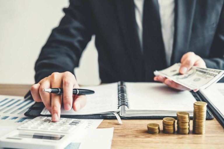 The Financial Habit That Could Be Costing You Thousands Without You Realising